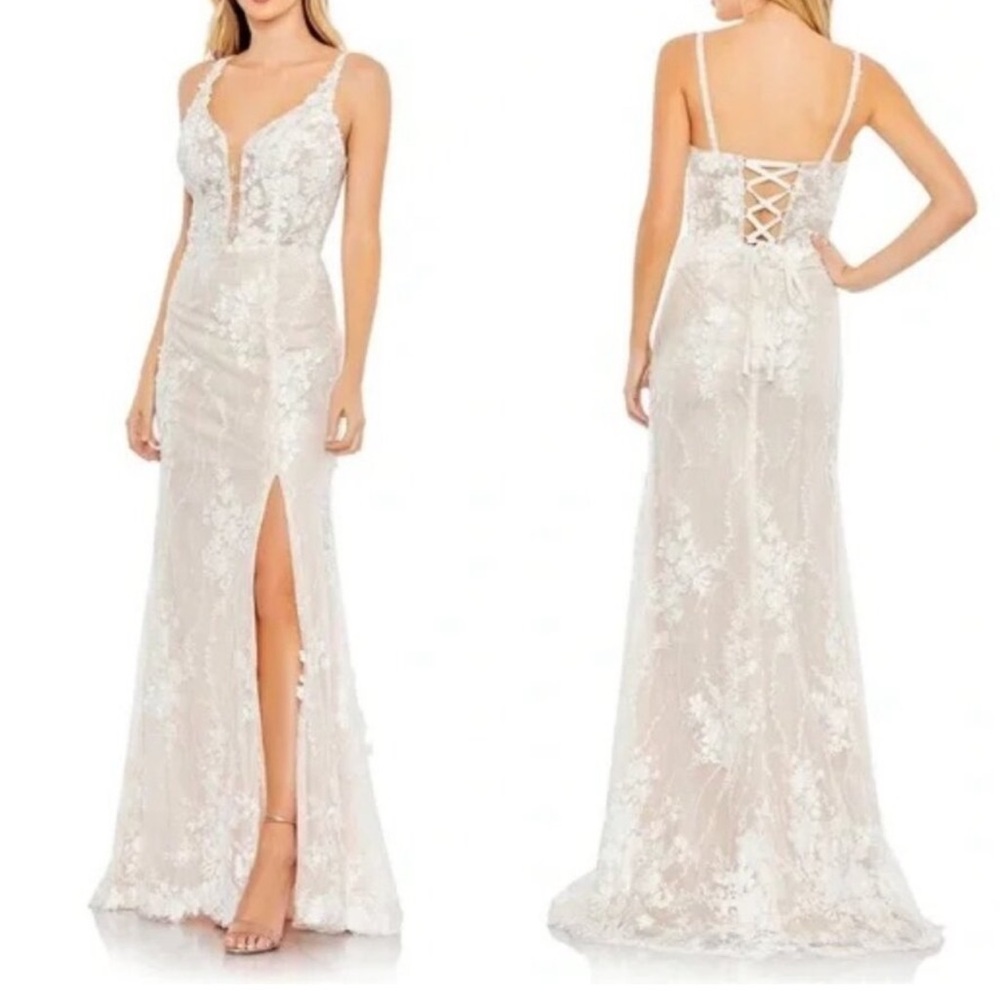 Mac Duggal White Glitter Floral Applique Plunging Corset Sleeveless Mermaid Gown